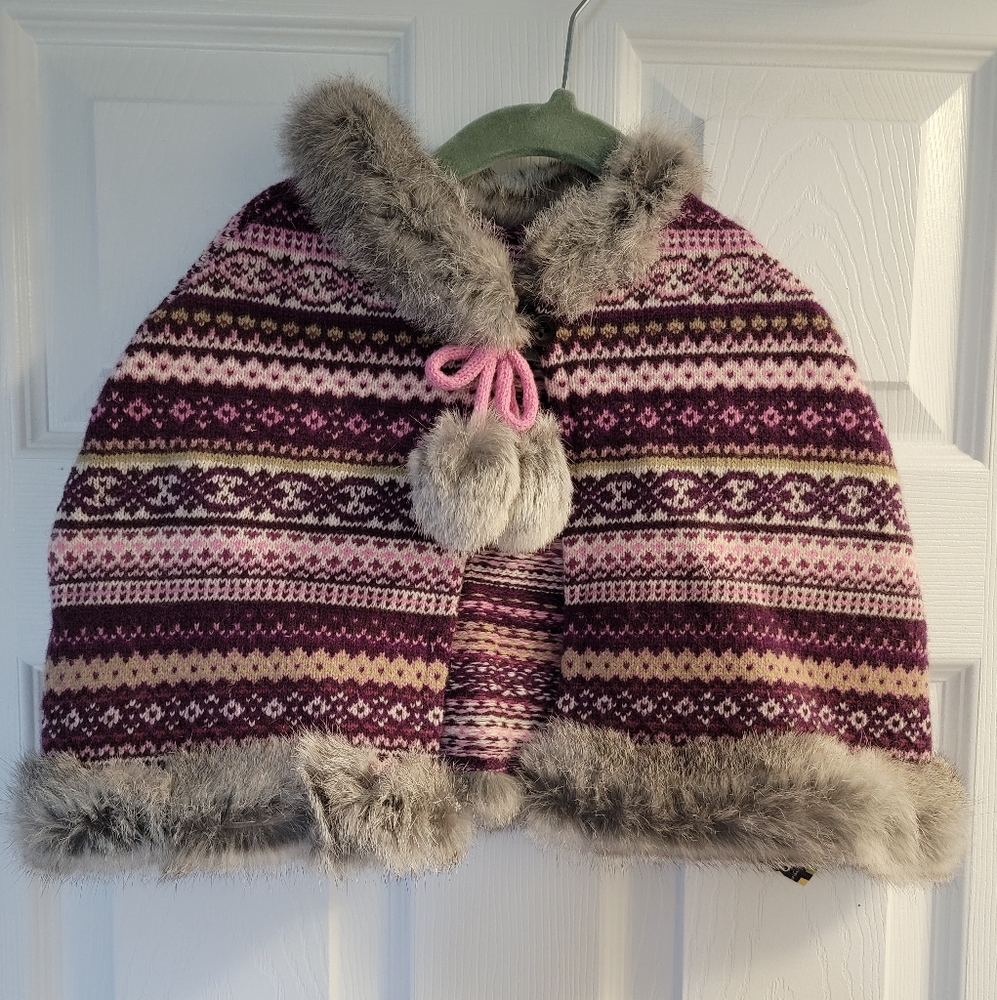 Souris Mini winter cape for toddler with angora rabbit fur trim